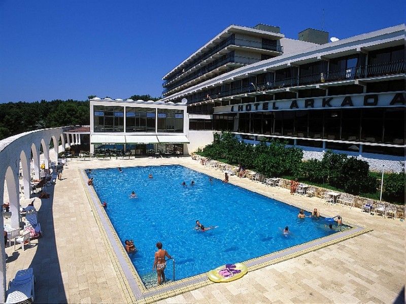 Trim Sunny Apartments By Valamar Stari Grad  Kültér fotó