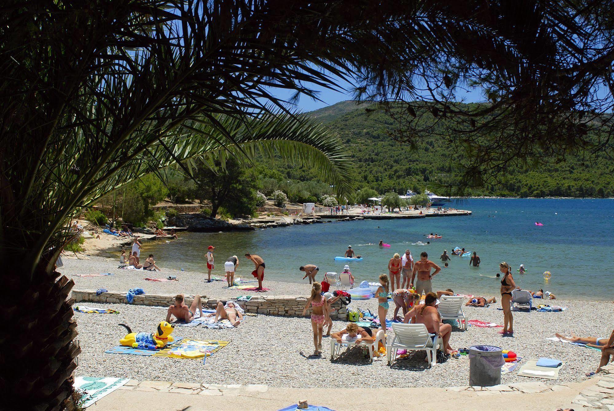 Trim Sunny Apartments By Valamar Stari Grad  Kültér fotó